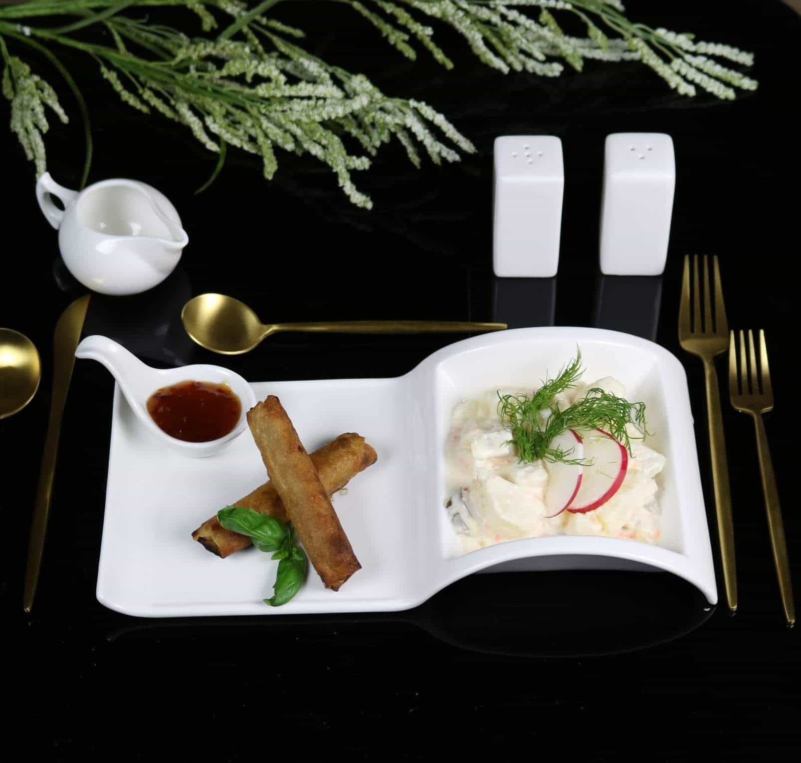 Sectional Salad Plate -Set of 4 pc