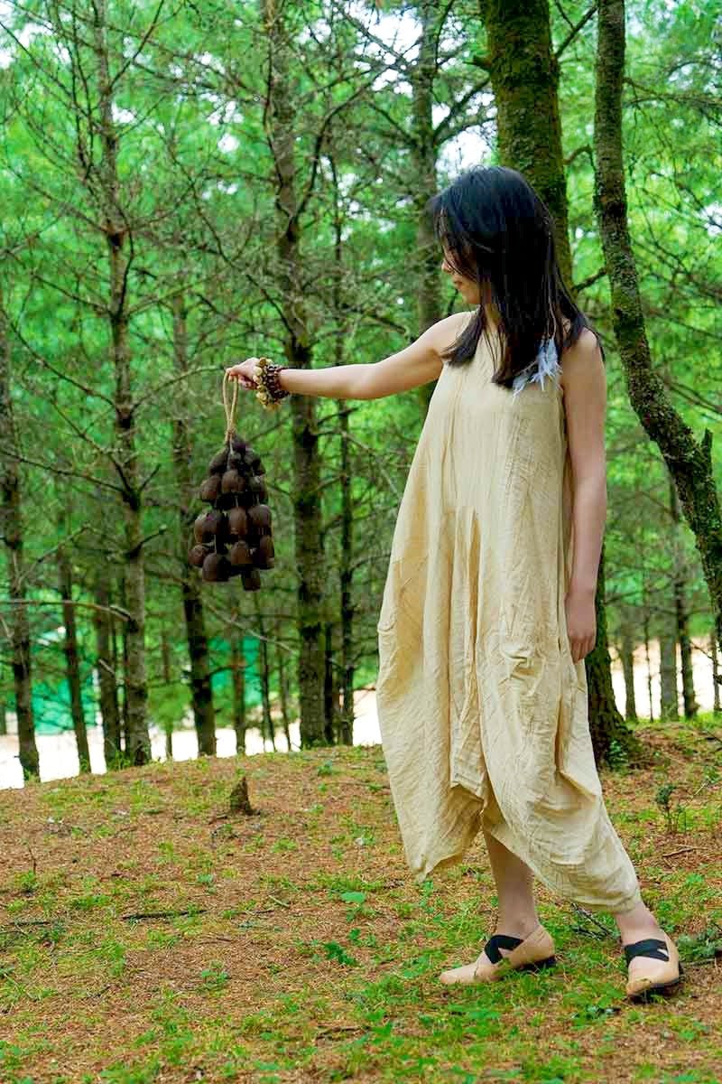 Salin Water Bellwood Seed Shaker | Hand Bell